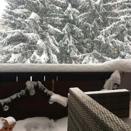 Jasmin Davos